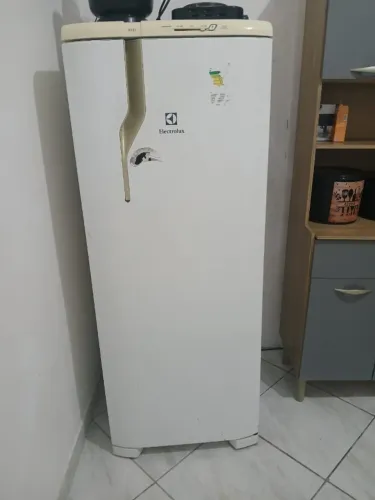 kit cozinha- Geladeira, Fogão e Armário de cozinha