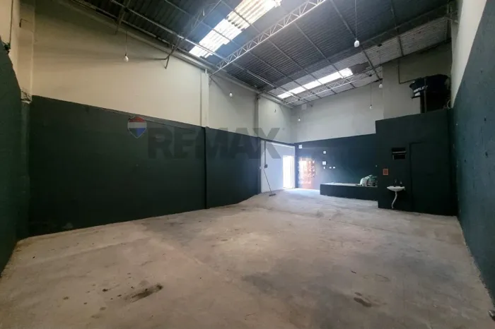 Salão Comercial Ideal na Vila Don Pedro II