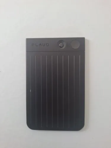 Vendo GRAVADOR DE VOZ (Plaud Note 64GB.) Produto novo,logo,não tem a embalagem. 