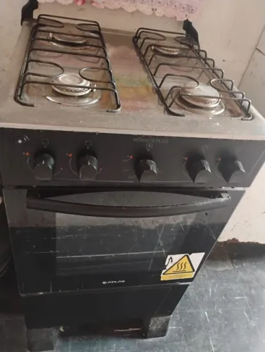 VENDO FOGÃO, COM DETALHES