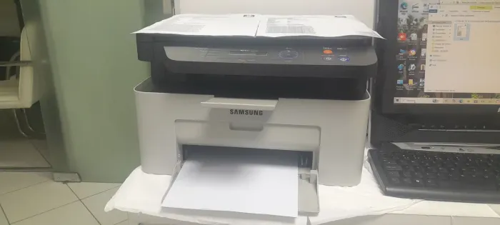 Impressora multifuncional samsung X press M2070 W