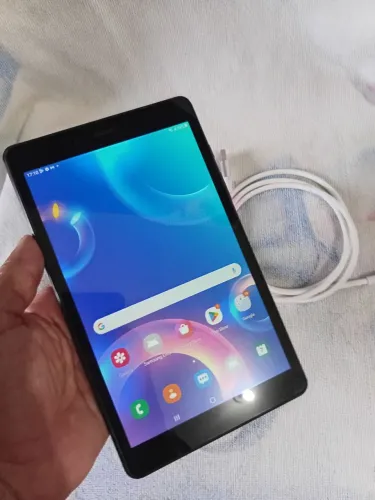 Tablet T295 Samsung + caixa 