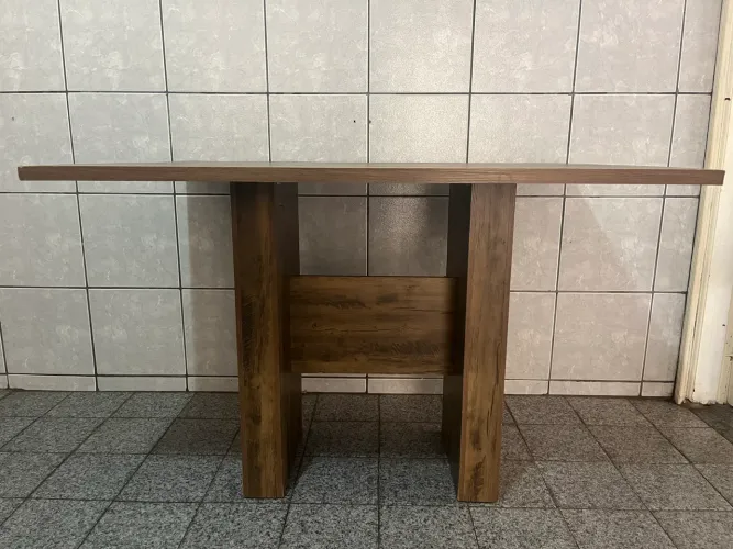 Mesa de 4 lugares