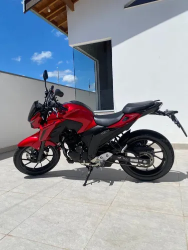 YAMAHA FZ25 FAZER 250 2025 | 6MIL km | IMPECÁVEL| ÚNICA DONA