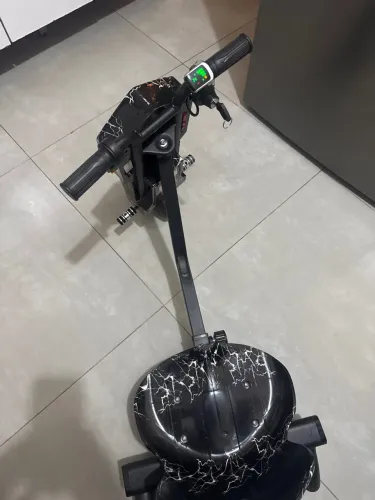 Triciclo elétrico infantil suporta ate 80kg 