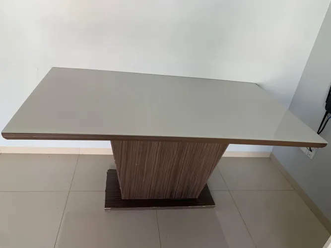 Mesa à Venda - Entrego