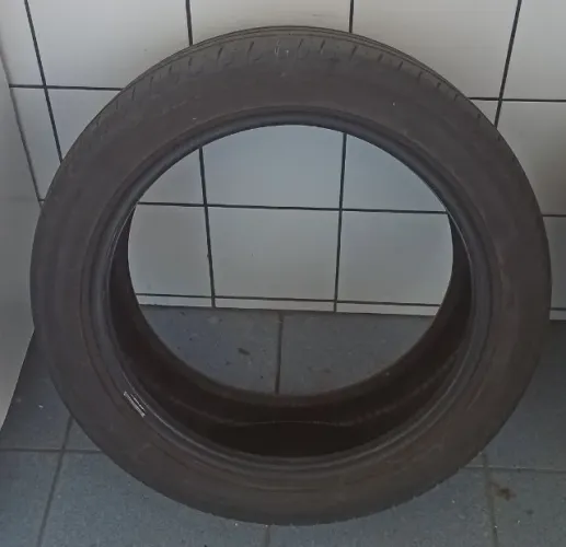 Pneu Pirelli Cinturato P7 205/50 R17 93W - Com remendo