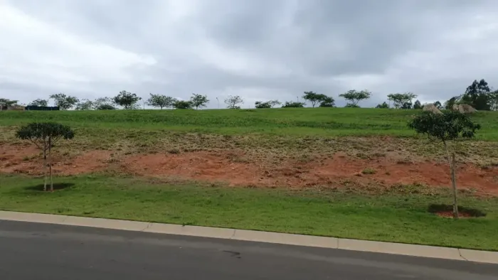Terreno à venda no Condomínio Entreverdes em Campinas - SP.
