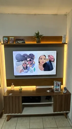Painel de TV e rack