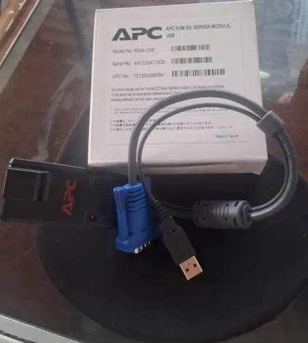 Cabos USB APC kvm2G, service module