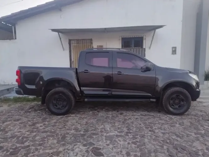 Chevrolet S10 Pick-up LS 2.8 TDI 4X4 CD Dies. Mec. 2015