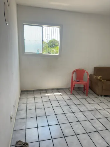Apartamento com 2 quartos bem localizado no Geisel