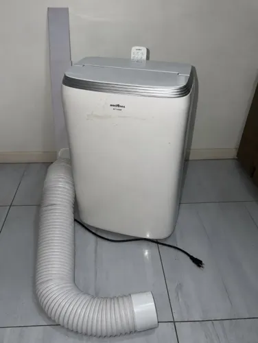 Ar-Condicionado Portátil Britânia 11.000 BTUs BAC11000F3 - 110V / 127V