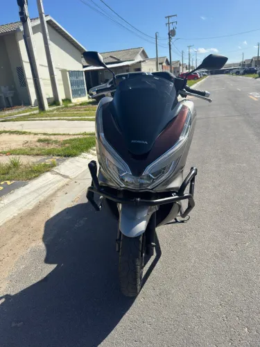 PCX 2022 DLX