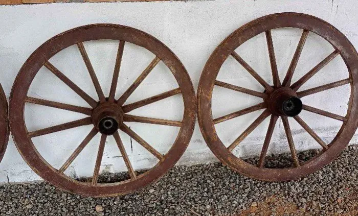Roda de carroça original