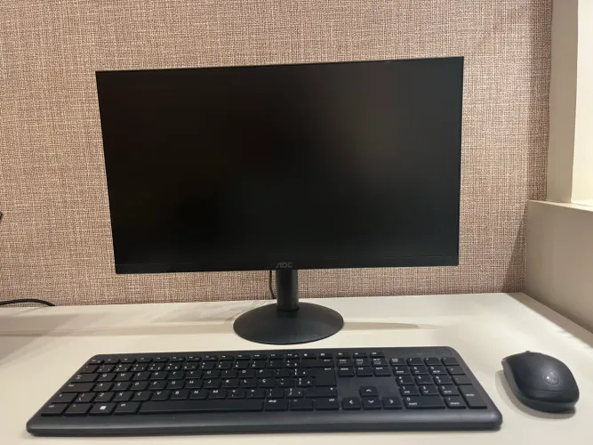 Monitor 21 polegadas AOC - 120 Hz - 1MS