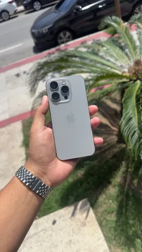 Vendo IPHONE 15 PRO