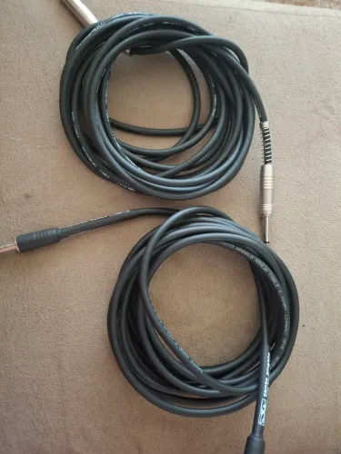 Dois Cabos P10 para Guitarra/Instrumentos (Santo Angelo e Super Noiseless) - 3 metros