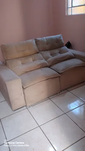 Sofá retrátil dois lugares