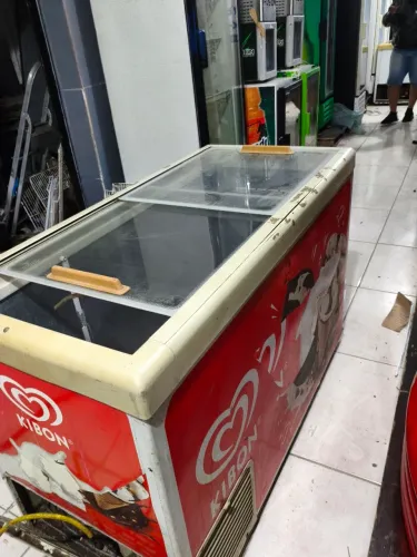 Freezer porta de vidro