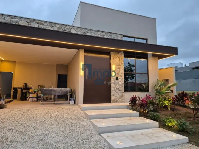 Venda de Casas / Alto Padrão na cidade de Franca