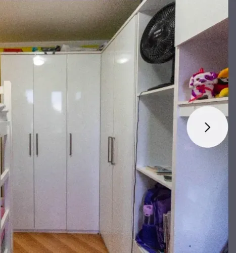 Guarda roupa modulado de canto