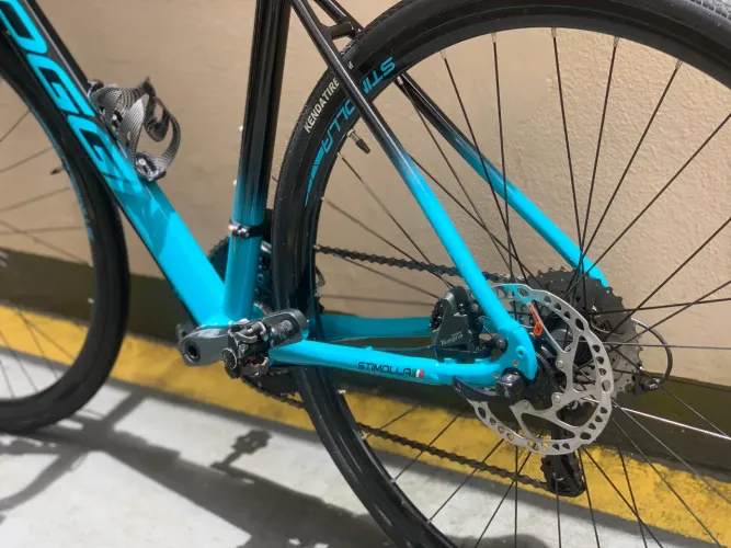 Bike Speed Oggi Stimolla Disc em excelente estado de conservação 