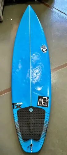 Prancha de surf tamanho 5?10