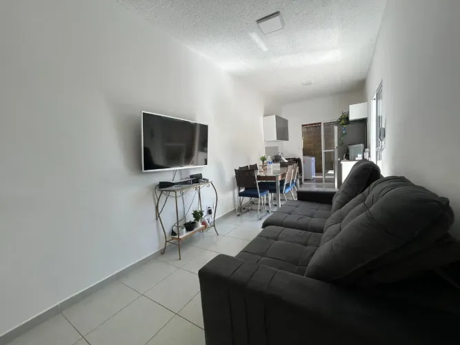 Casa com 2 quartos, 47 m² - venda por R$ 230.000 ou aluguel por R$ 1.716/mês - Residencial
