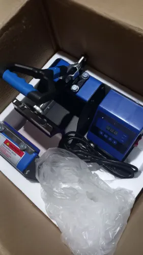 Vendo Máquina de estampar canecas