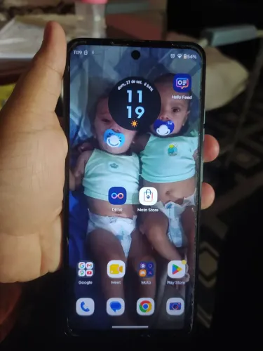 Vendo motog34 e bom pra criança ver vindeo nao esta pegando chip