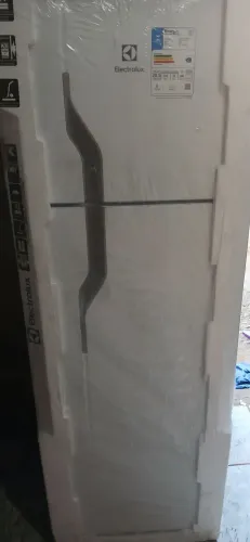 Geladeira Electrolux Cycle Defrost 260L Super Freezer Duplex Branca (DC35A)