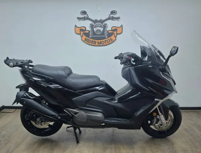 KYMCO AK 550i PREMIUM 2025 Gasolina