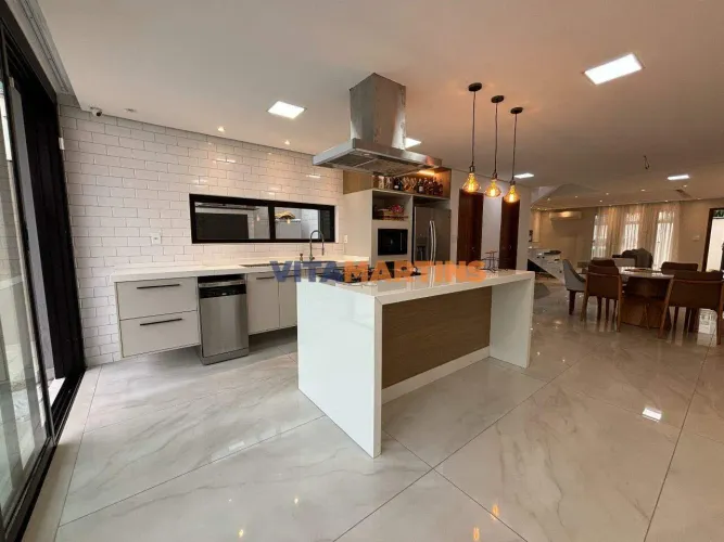 Casa independente duplex com 3 quartos (2 suítes) no Novo Portinho em Cabo Frio/RJ por R$1