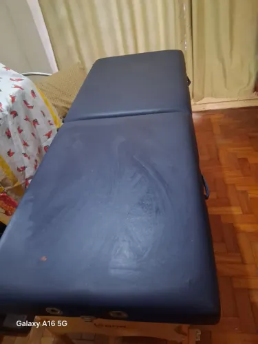 Vendo maca de massagem em bom estado