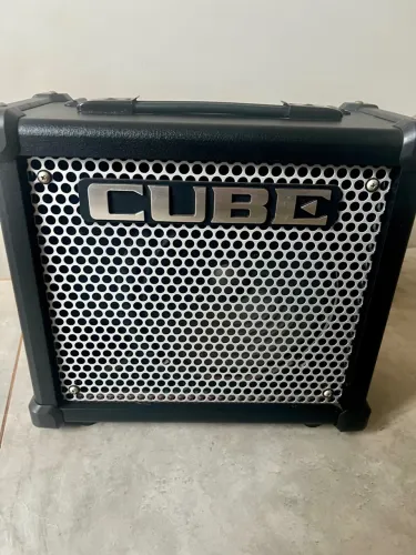 Cubo Roland - Cube 10GX