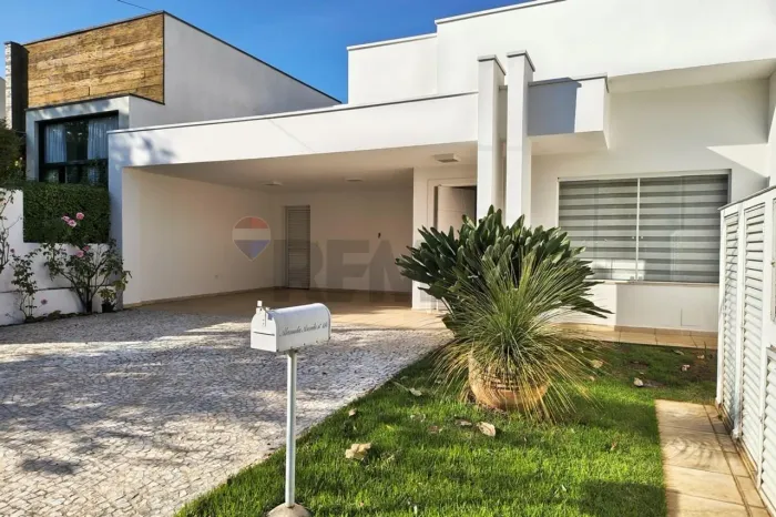 Casa - Locação / Aluguel - Condomínio Parque do Varvito - Itu - SP - R$7.000,00