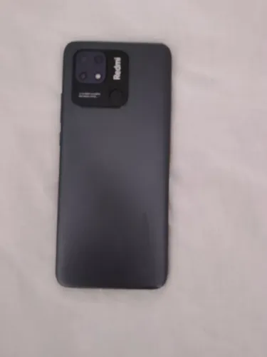 Vendo celular redmi 10c bateria trocada valor R$ 350,00