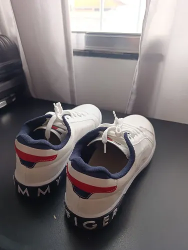 Tênis Tommy Hilfiger, NOVO!!!