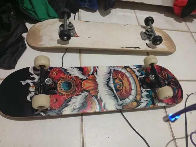 Skate novo e ainda vem com um de brinde por apenas 270