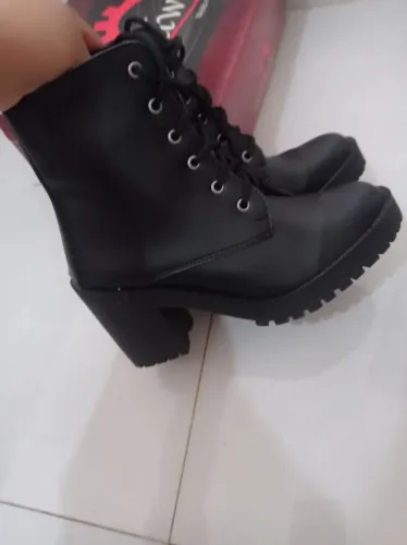 Bota Feminina 