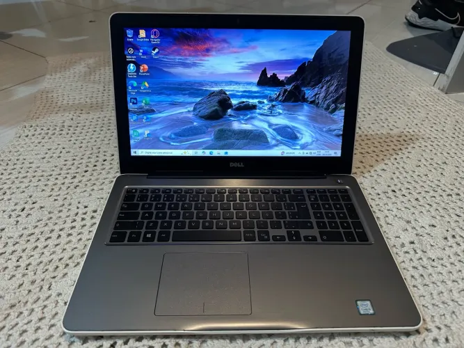 Notebook Gamer Dell Inspiron 5567 Core i5 8GB RAM | AMD Radeon R7 M440