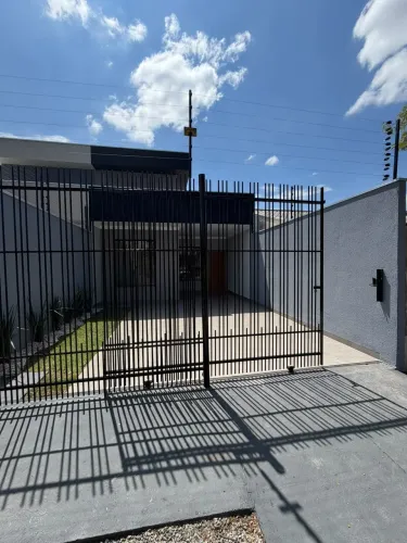 Venda - Residencia no Conjunto João de Barro Itaparica em Maringá