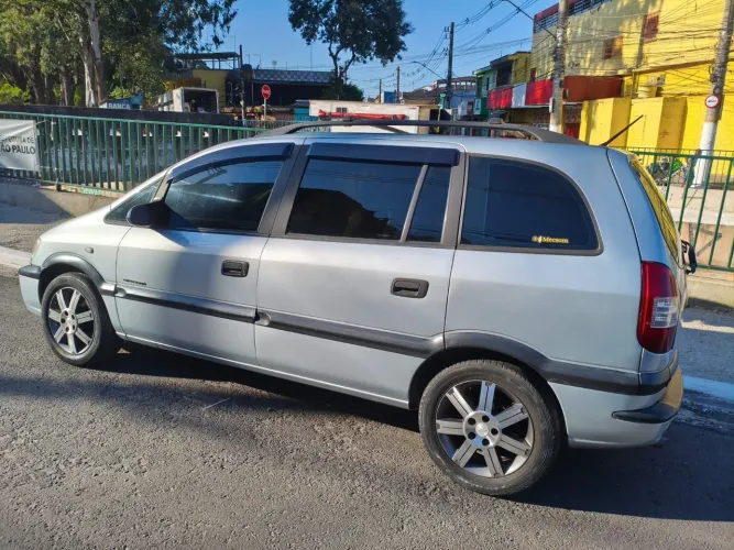 Chevrolet Zafira Expres. 2.0 MPFI Flexpower 5P AUT 2010