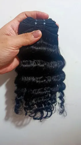 Cabelo humano ondulado na tela Novo .
