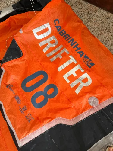Kite Cabrinha Drifter 2022 Wave 8m com pequeno micro furo ajustado 