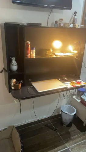 Escrivaninha de parede