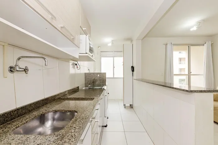 APARTAMENTO PARA LOCAÇÃO COM 2 DORMITÓRIOS NO BAIRRO PORTÃO