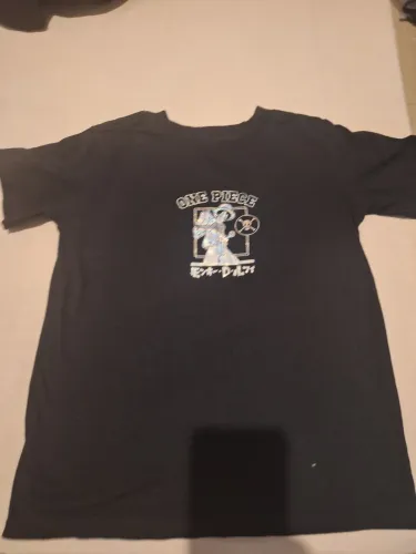 4 Blusas c&a 8 anos