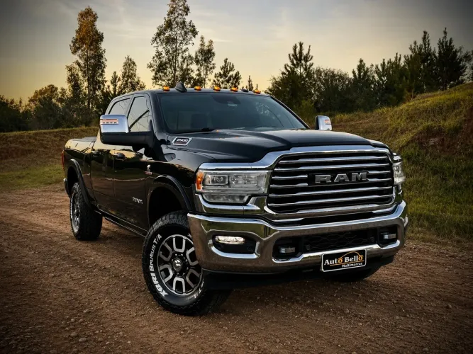 Ram 3500 Limited Longhorn 6.7 TB CD Diesel 2023